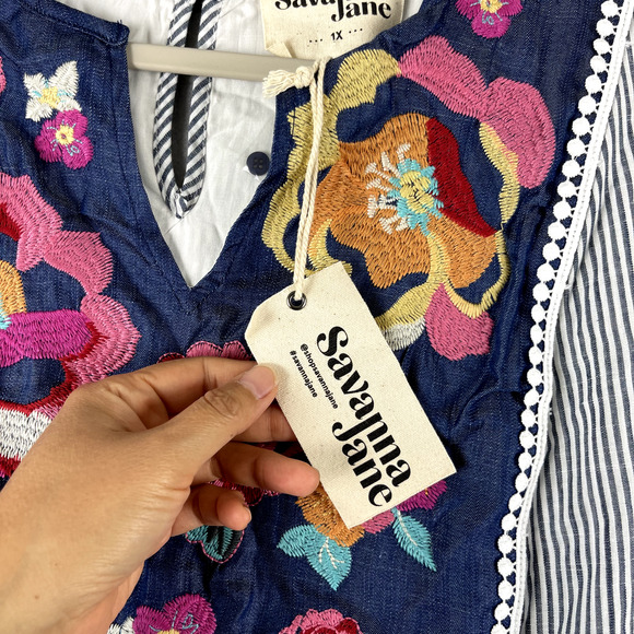 Savanna Jane Embroidered Tunic Top Women 1X Blue Floral Striped Boho Cottage NEW - Picture 10 of 16